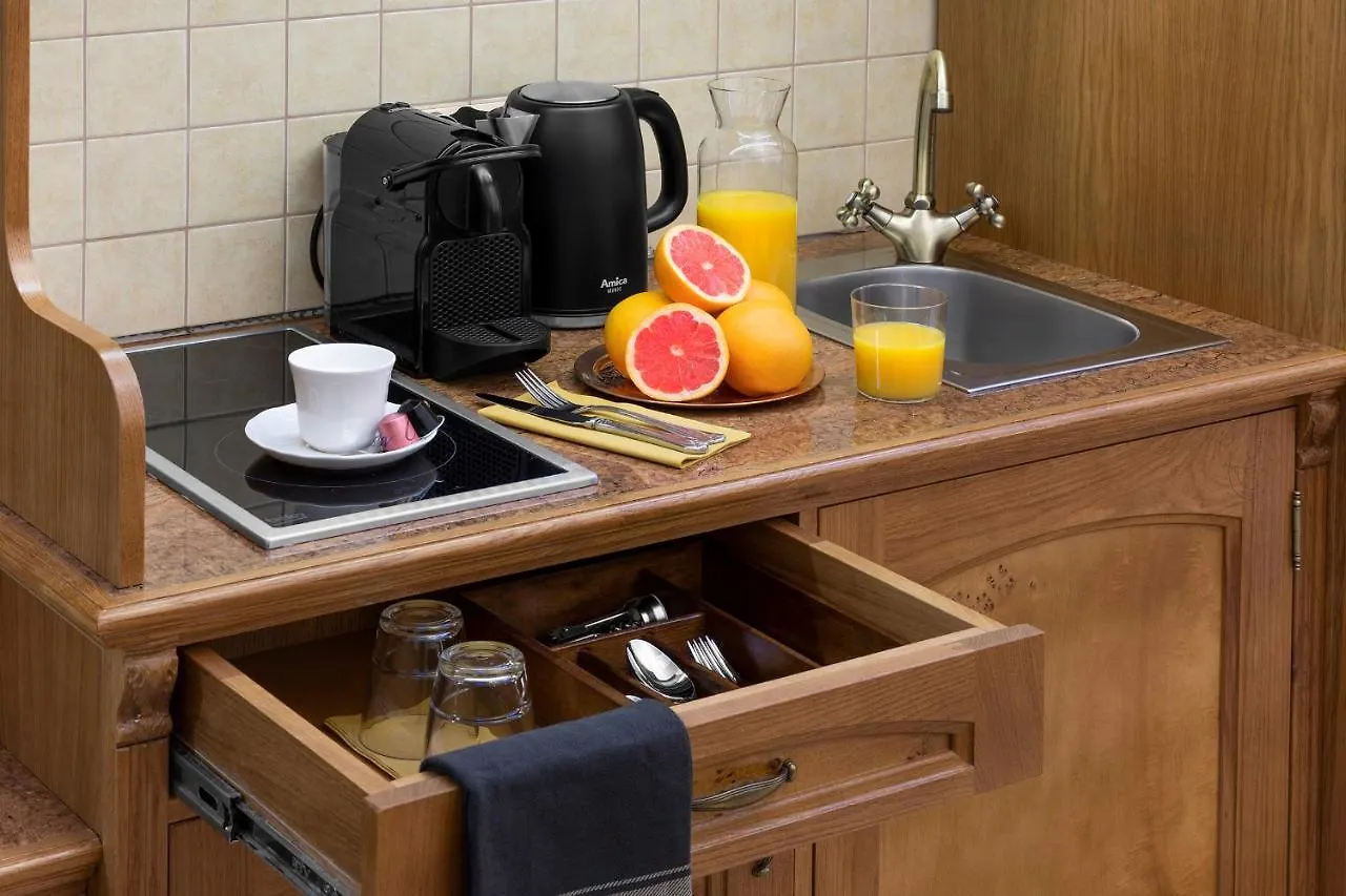 Ventus Rosa Boutique Aparthotel Krakow 4*,  Poland